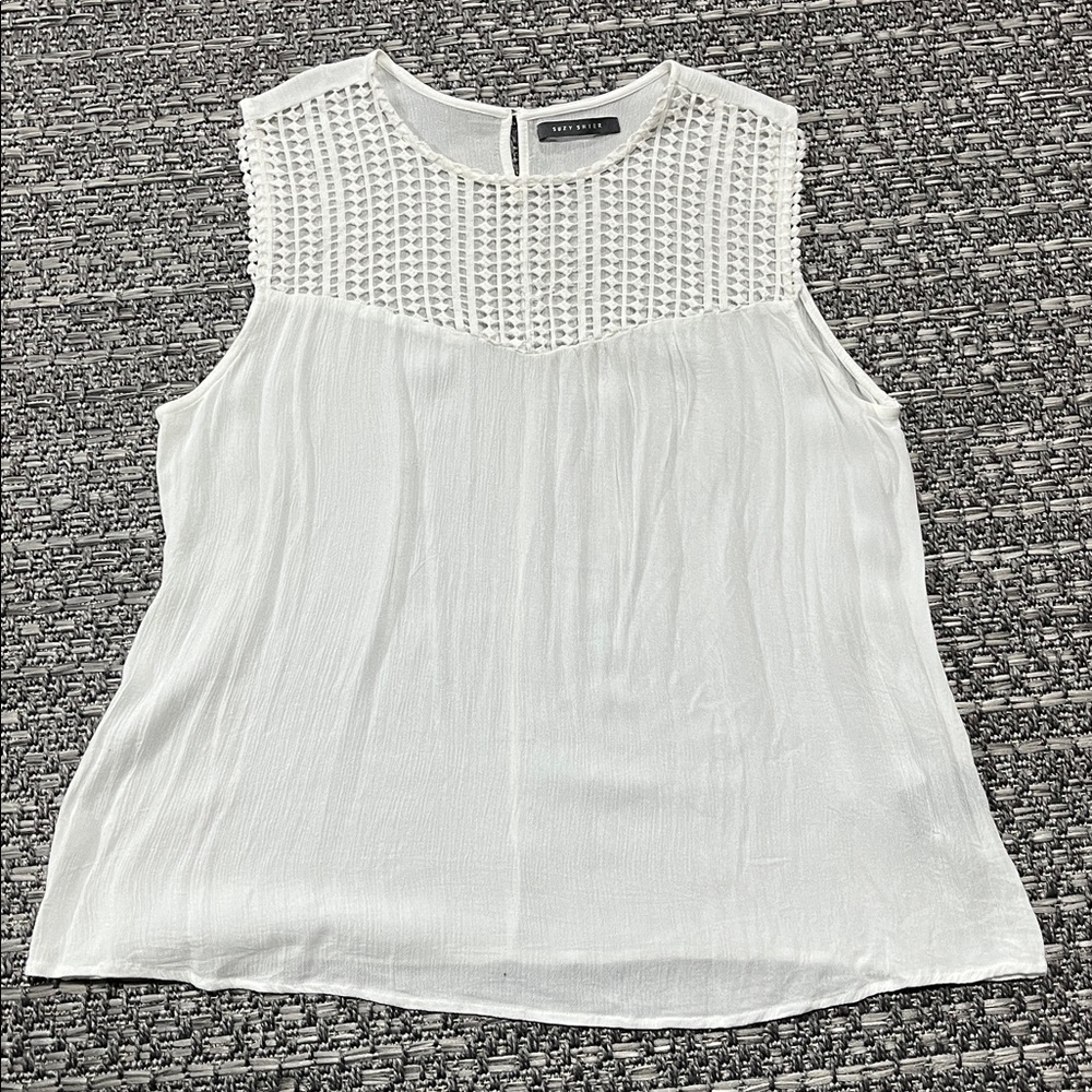 Suzy Shier | Flowy White Tank Top